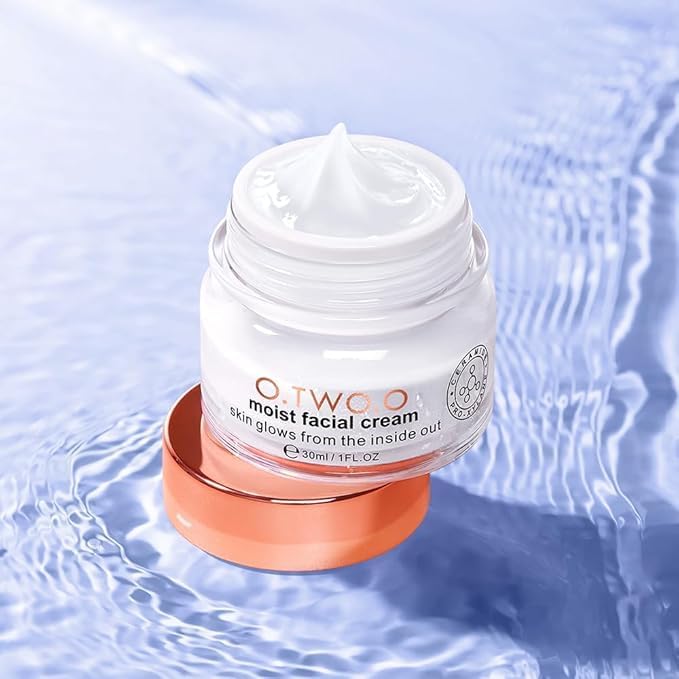 O.TWO.O Luxurious Moisturizing Face Base – Hydrating Makeup Primer UAE