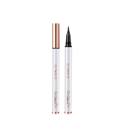 O.TWO.O Delicate Waterproof Eyeliner – Precision Long-Wear Eye Liner UAE