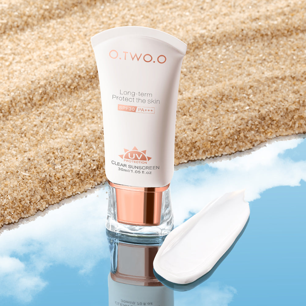 O.TWO.O Clear Sunscreen SPF 30 PA+++ – Lightweight UV Protection for UAE Weather