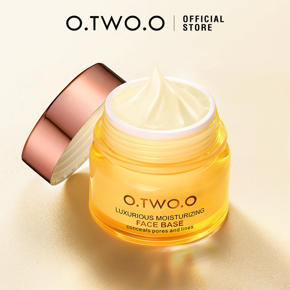 O.TWO.O Ultra Moist Gloss Facial Cream – Radiant Glow Moisturizer UAE