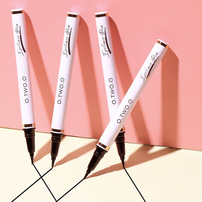 O.TWO.O Delicate Waterproof Eyeliner – Precision Long-Wear Eye Liner UAE