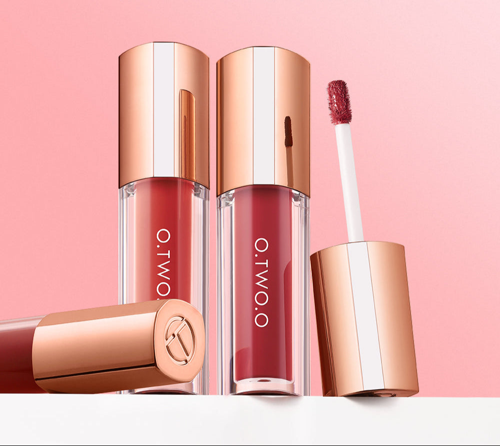 O.TWO.O Light Cloudy Matte Lipstick – Lightweight Soft Blur Lip Color in UAE