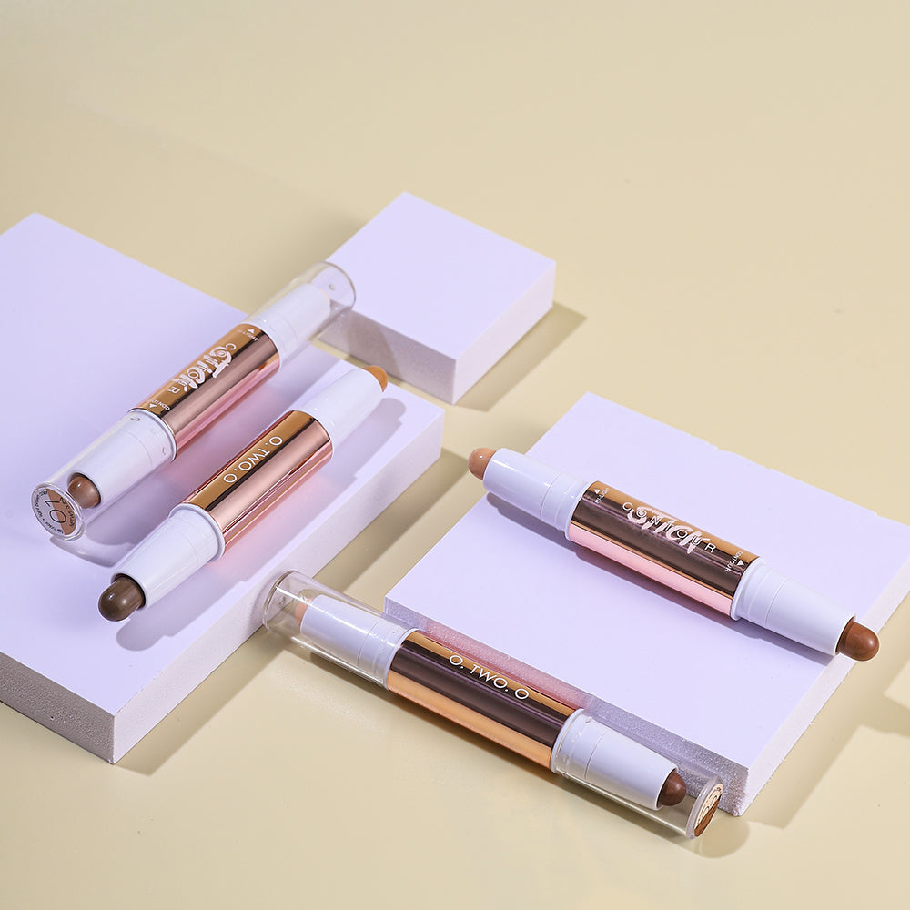 O.TWO.O 2-in-1 Brighten and Repair Contour Stick – Dual-Ended Highlighter & Sculpting Cream UAE