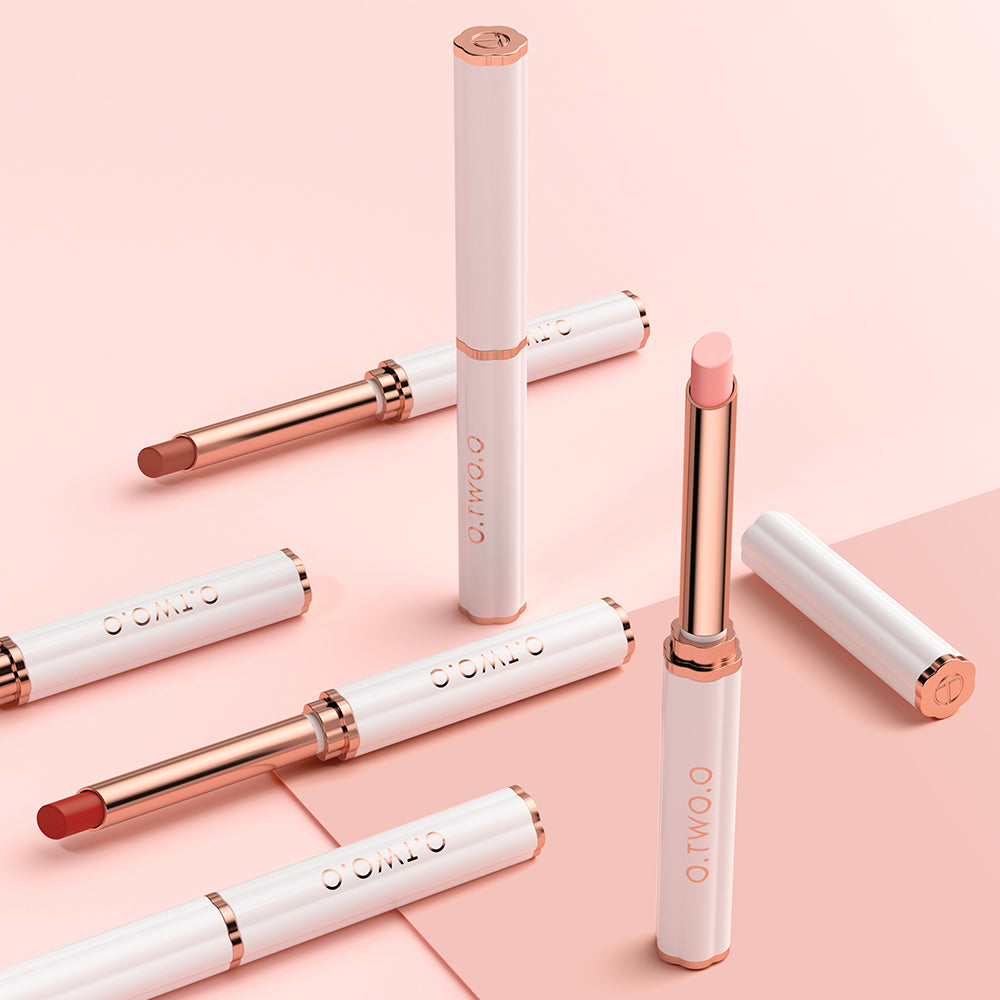 O.TWO.O Stamens Color Changing Lip Balm – Moisturizing pH-Based Lip Tint in UAE
