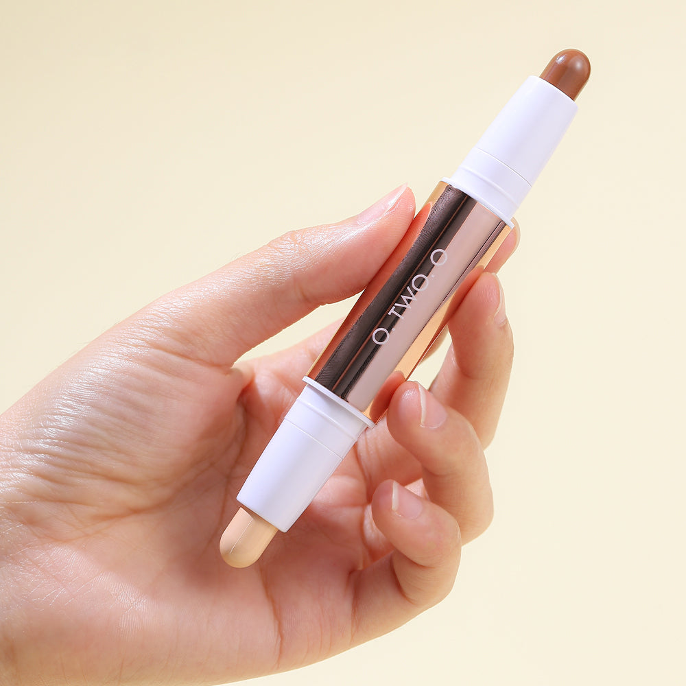 O.TWO.O 2-in-1 Brighten and Repair Contour Stick – Dual-Ended Highlighter & Sculpting Cream UAE